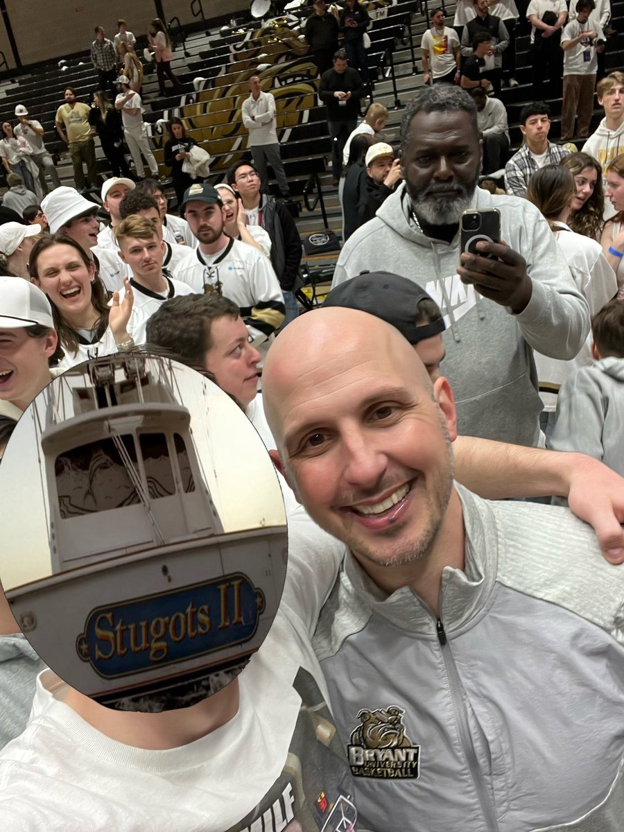 Tony on the boat tweet media