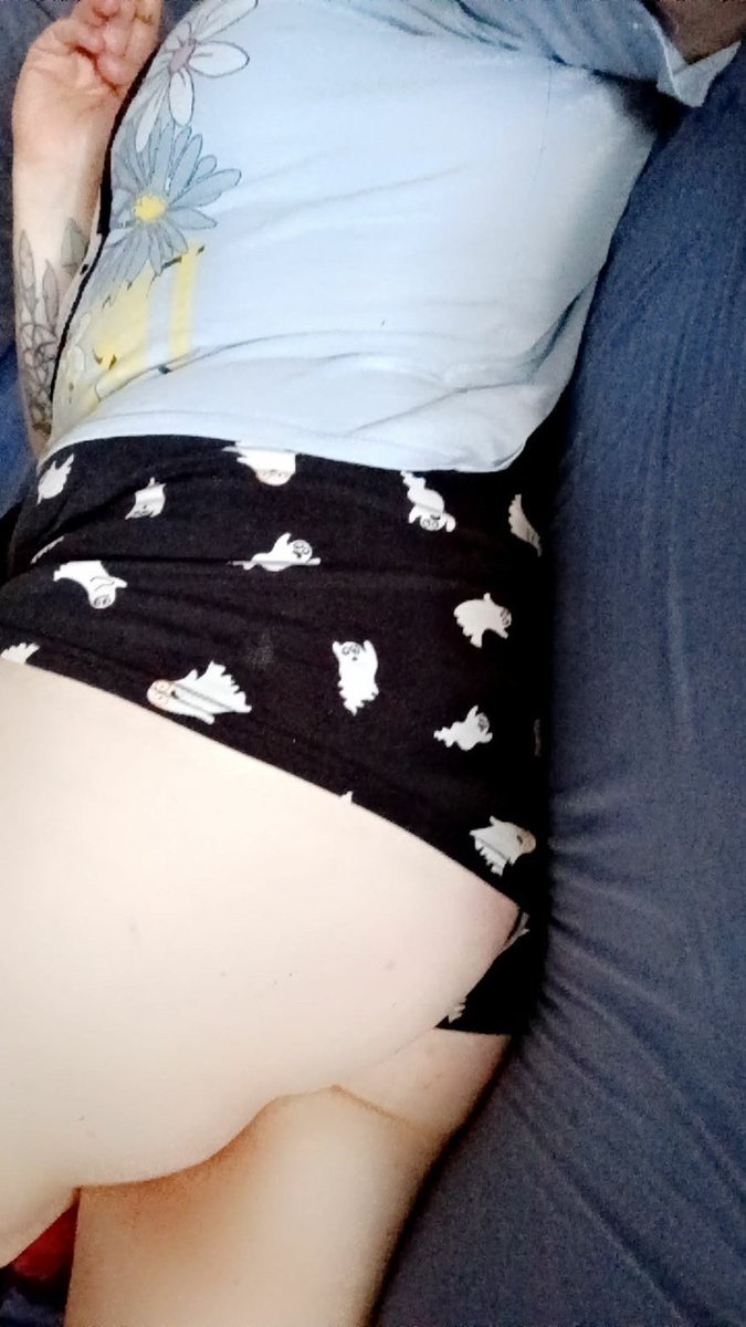 baddiiee_2's tweet photo. Ask me about my prices ! 

Add me on snap! 

#repost #fypシviral #Snapchatcontent #spicymode #FYP #letsplay #repost4more https://t.co/dpPB0SQZjI