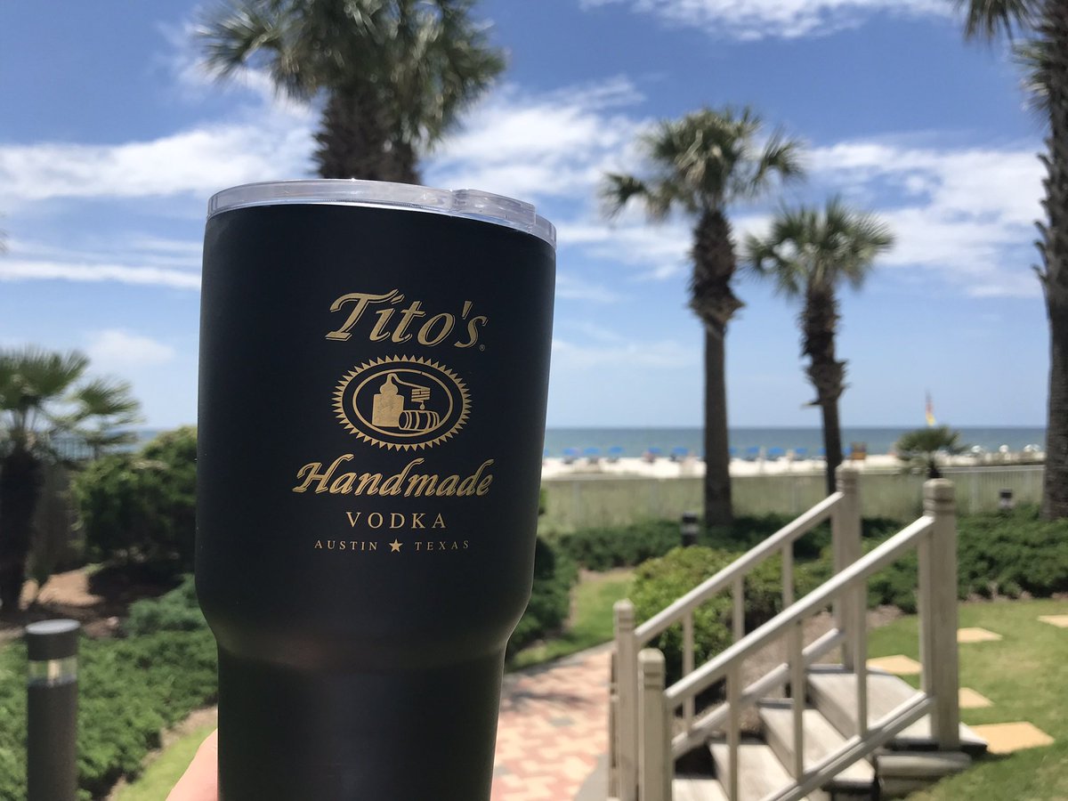 Out of Bounds 🏴‍☠️ tweet media