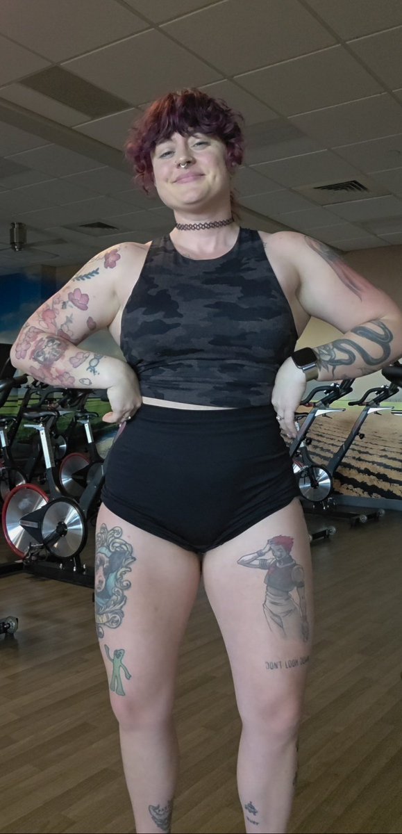 Jess (muscles💪) tweet media