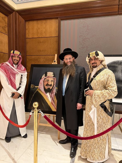 omar hassan tweet media