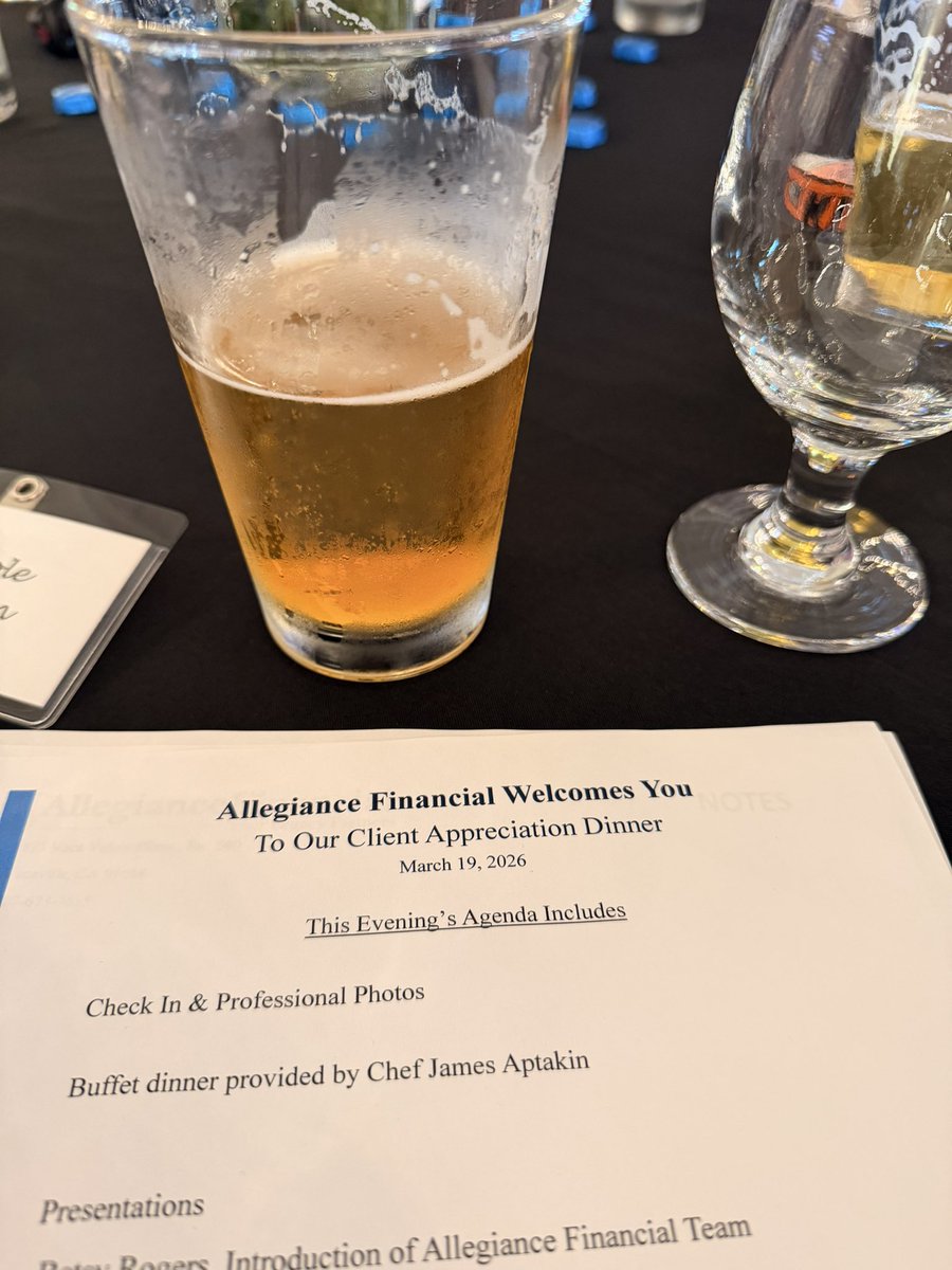 😉 Nichole tweet media