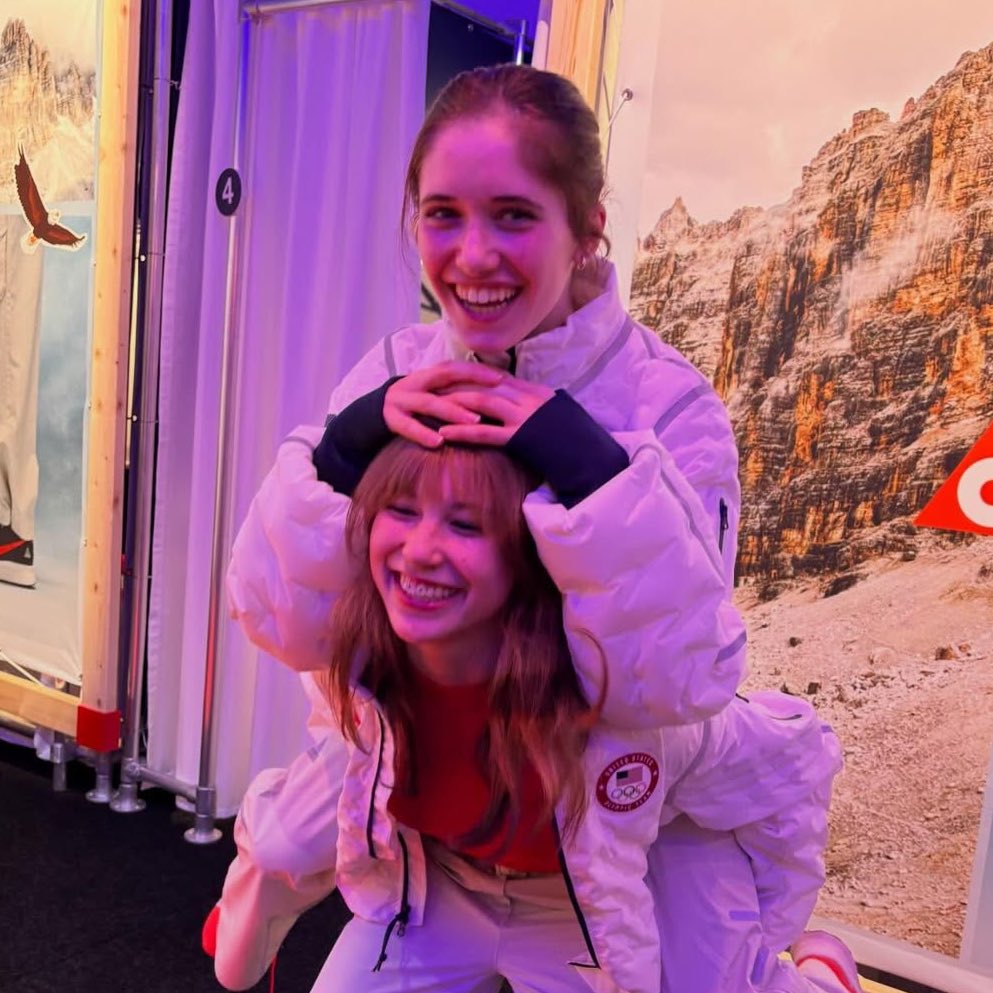 daily isabeau levito .ᐟ ౨ৎ tweet media