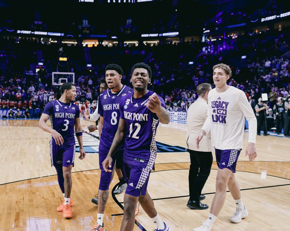 Seth Hodges tweet media