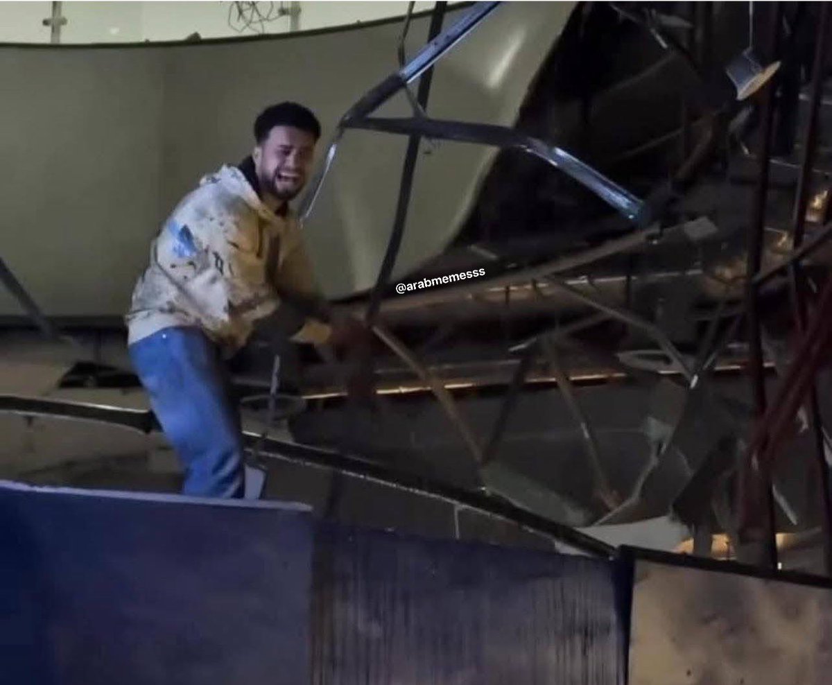 Arab Memes tweet media