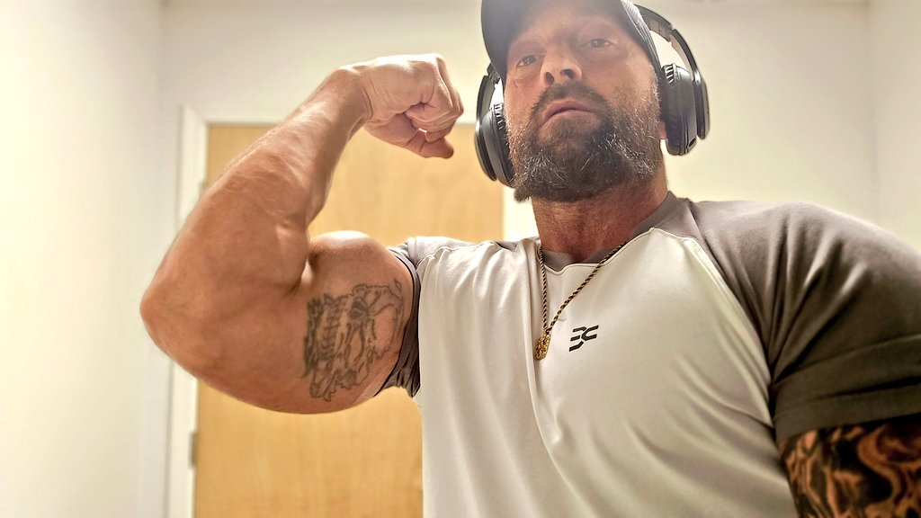 Majorrob101 tweet media