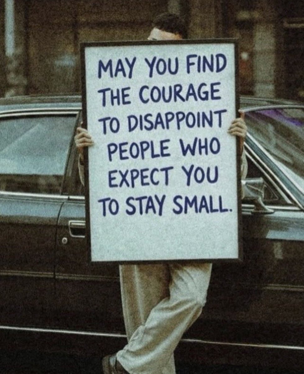 Christy 💕 tweet media