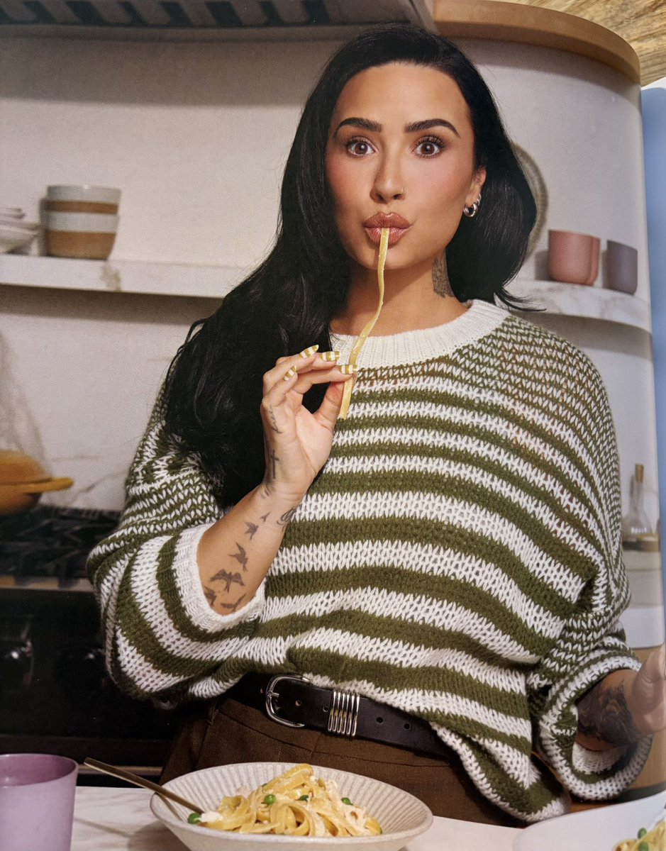 𝚕𝚊𝚞𝚛☆ tweet media