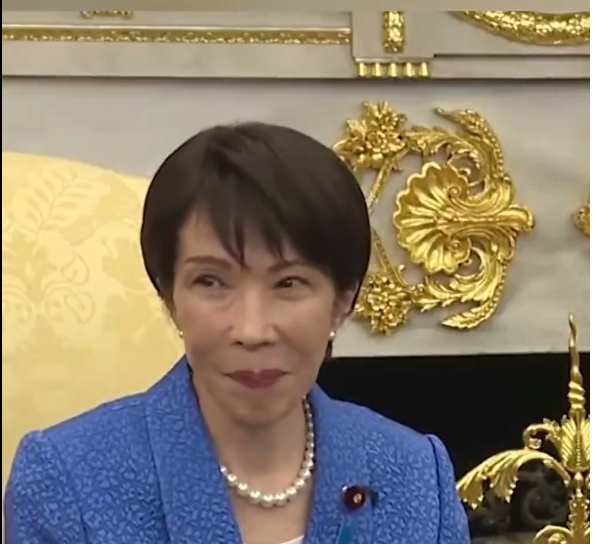 GearCheck tweet media