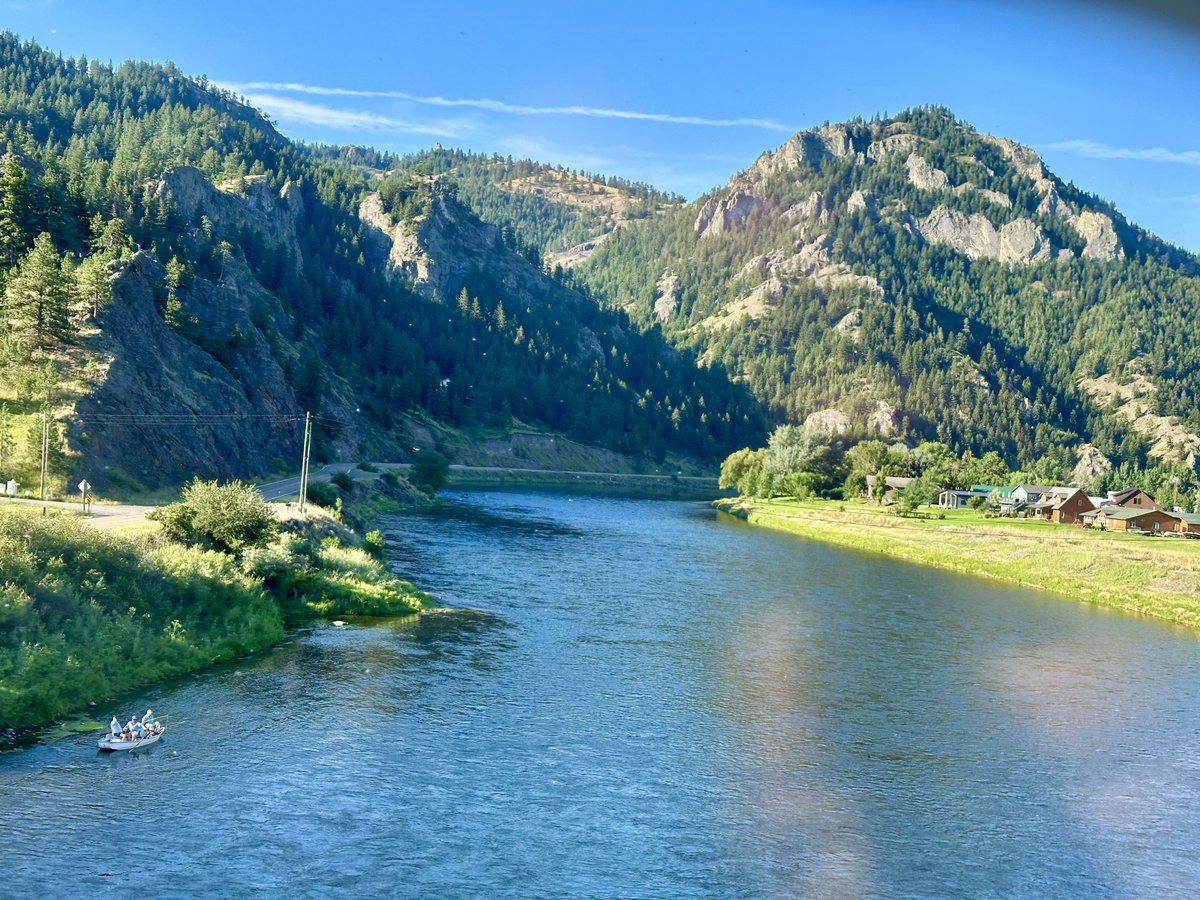 William Lee Golden tweet media