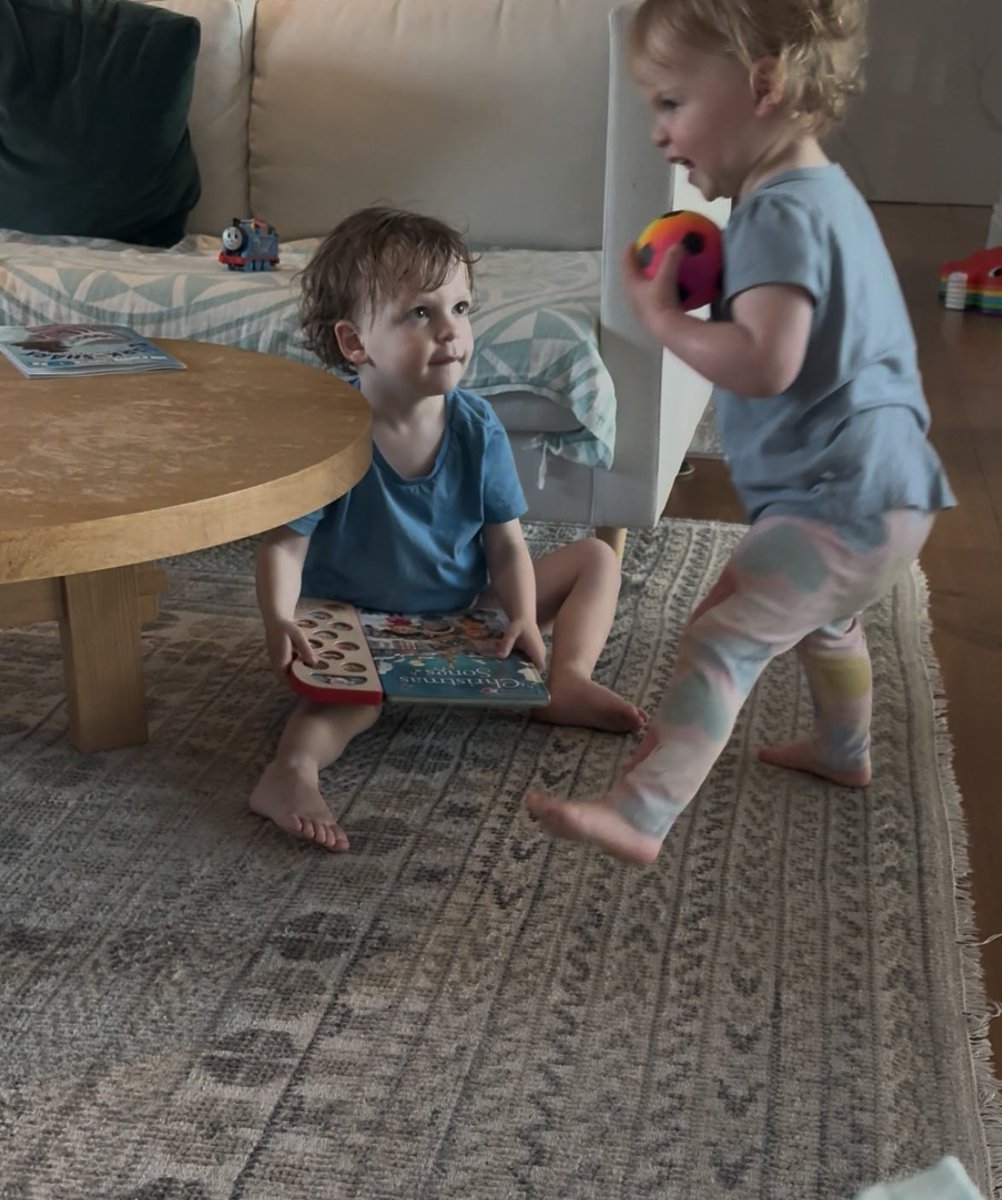 Liz Carlson tweet media