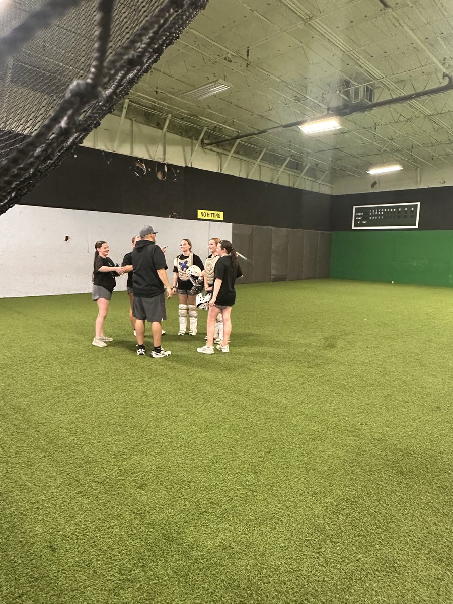 Reagan Thompson tweet media