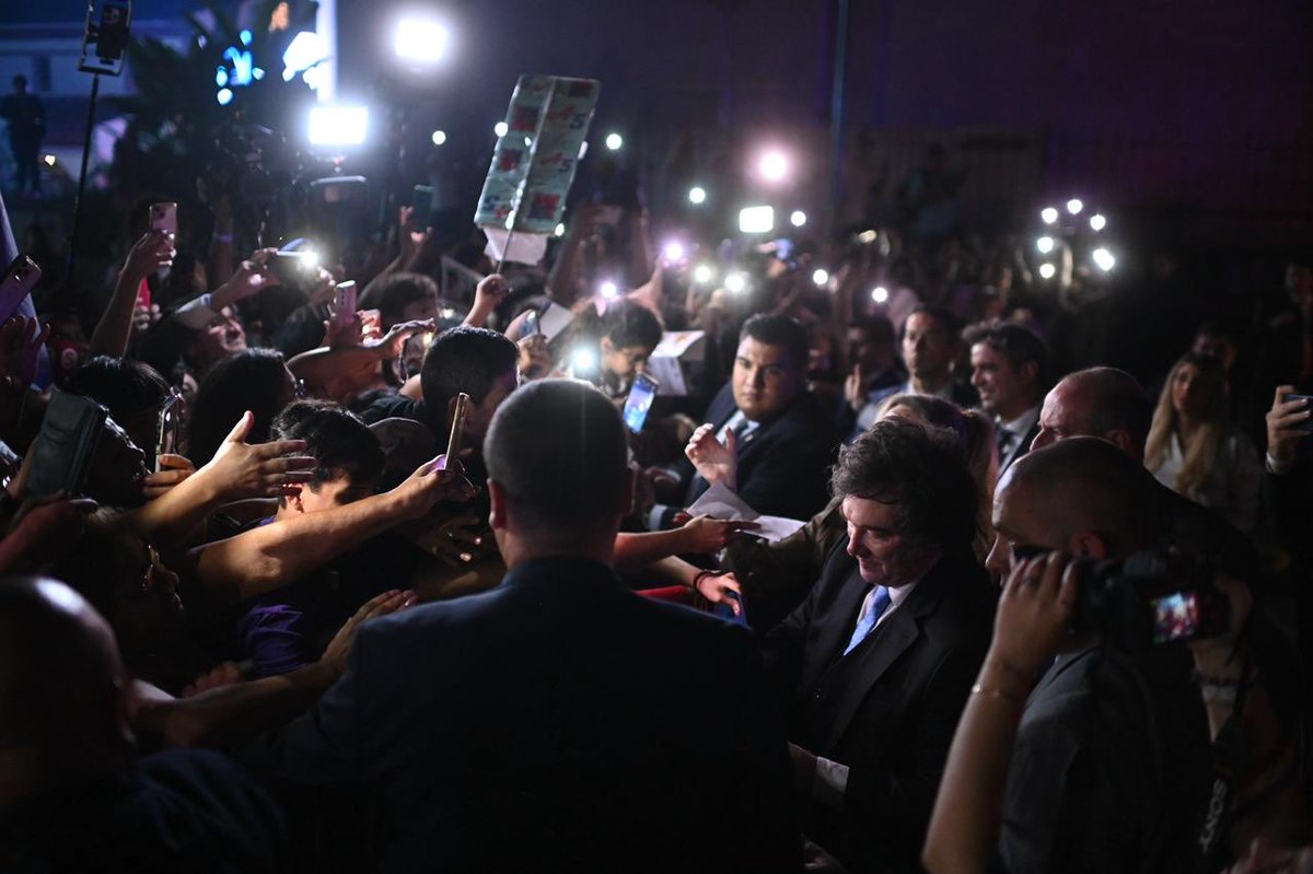 Santiago Oría tweet media