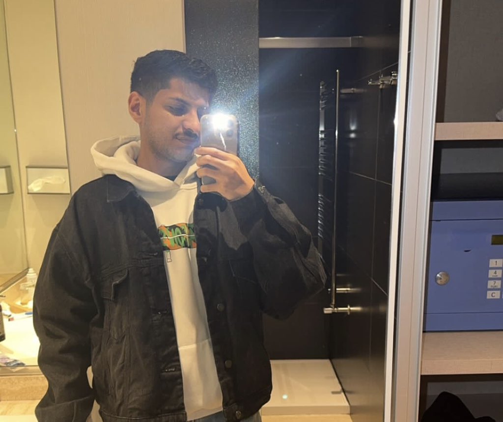 𝘈𝘭𝘫𝘢𝘸𝘩𝘢𝘳𝘢𝘩🦅. tweet media