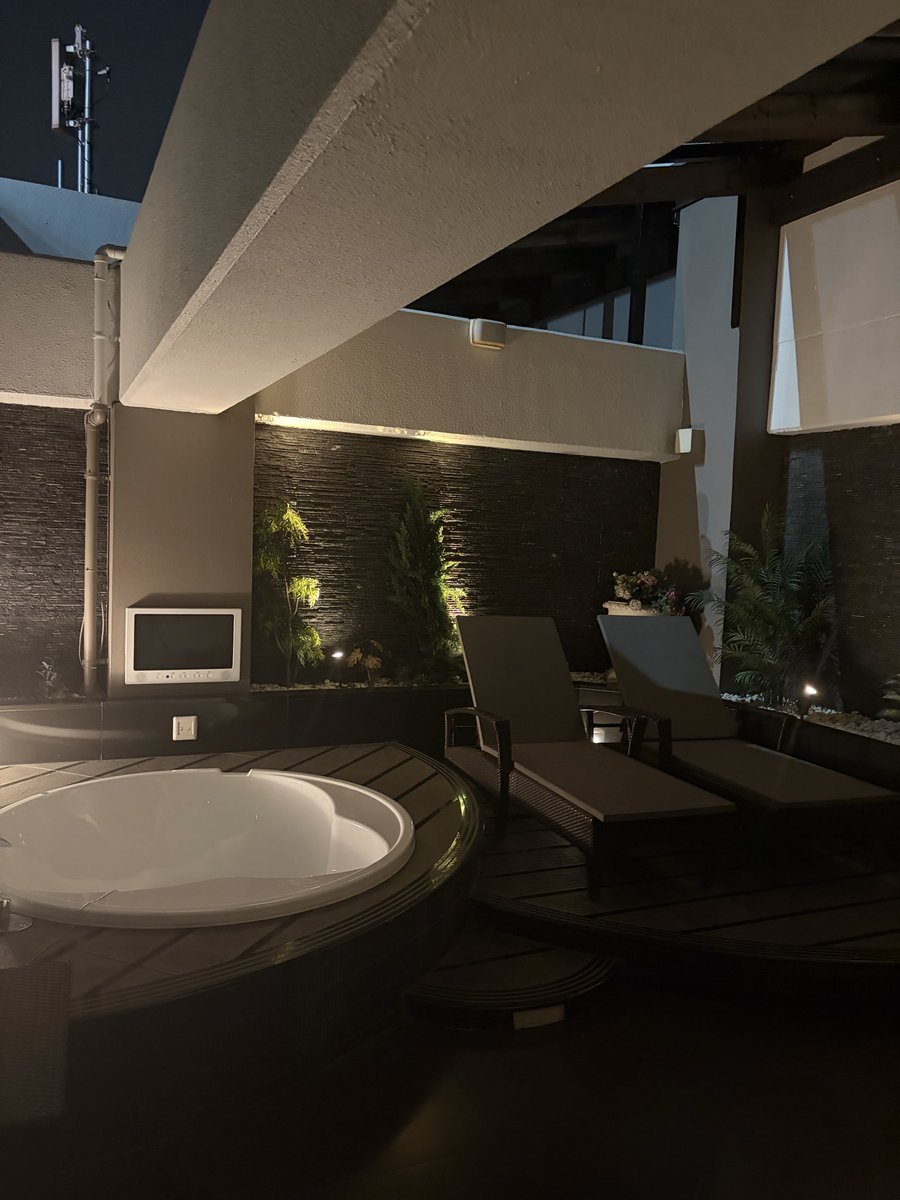 (本物)立ち◯ック総司令官 tweet media