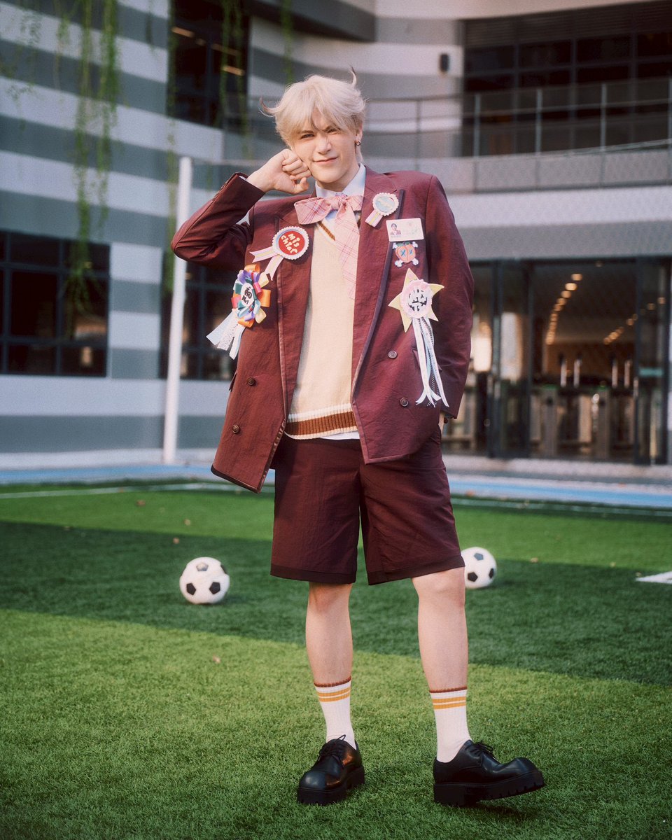 _Hello.98 tweet media