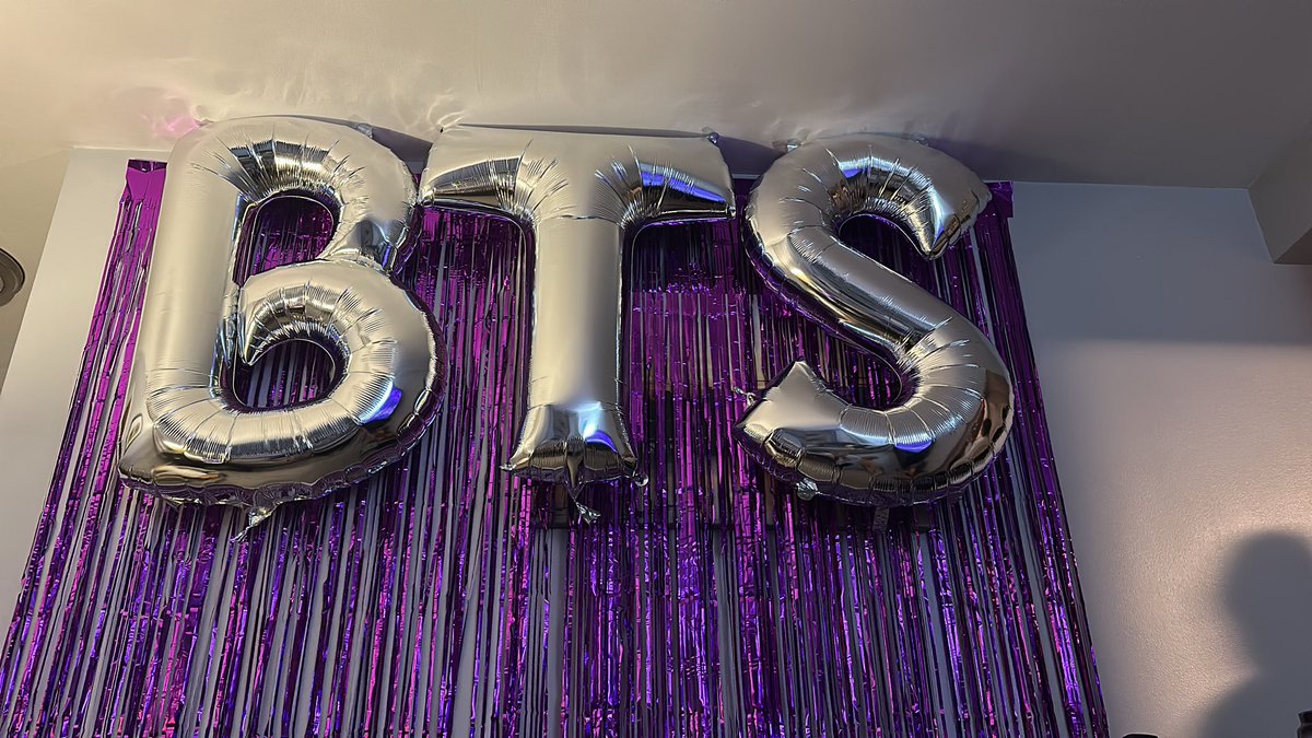 Jackie-alope (written cutely) comms open! tweet media