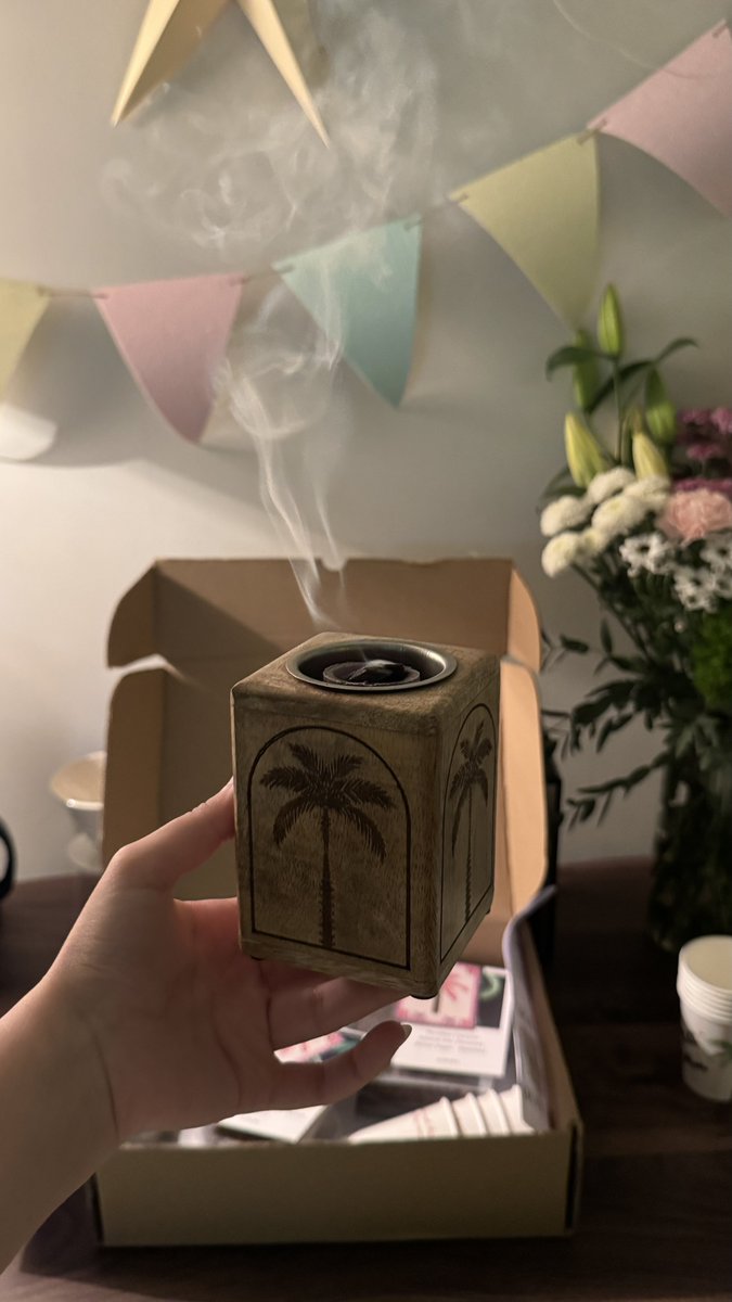 𝐵𝑢𝑑𝑢𝑟 tweet media