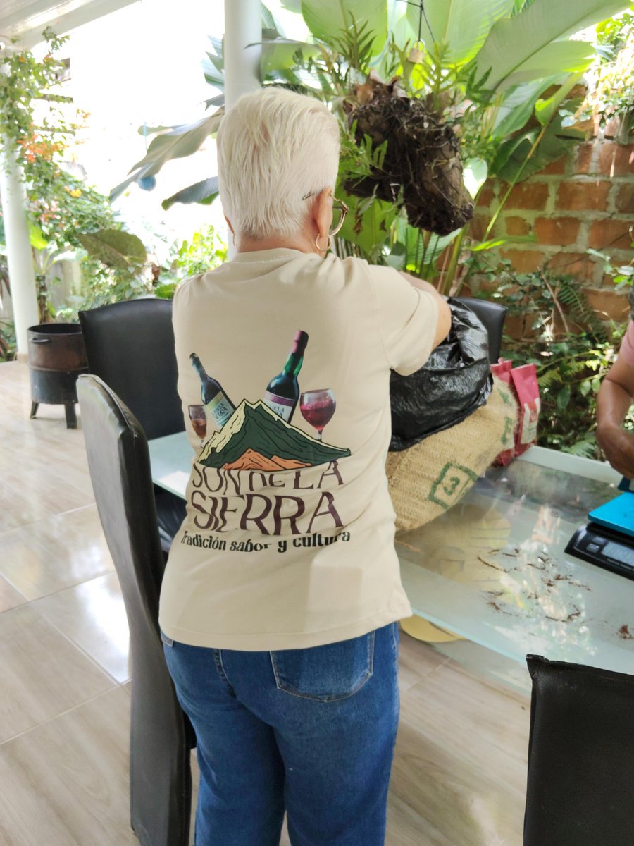 Astrid Navarro Rodríguez tweet media