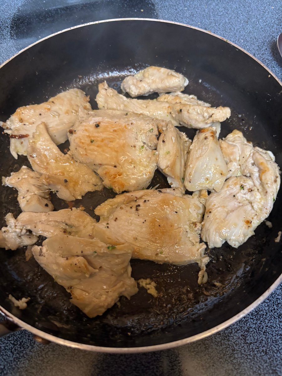 KryptoKate tweet media