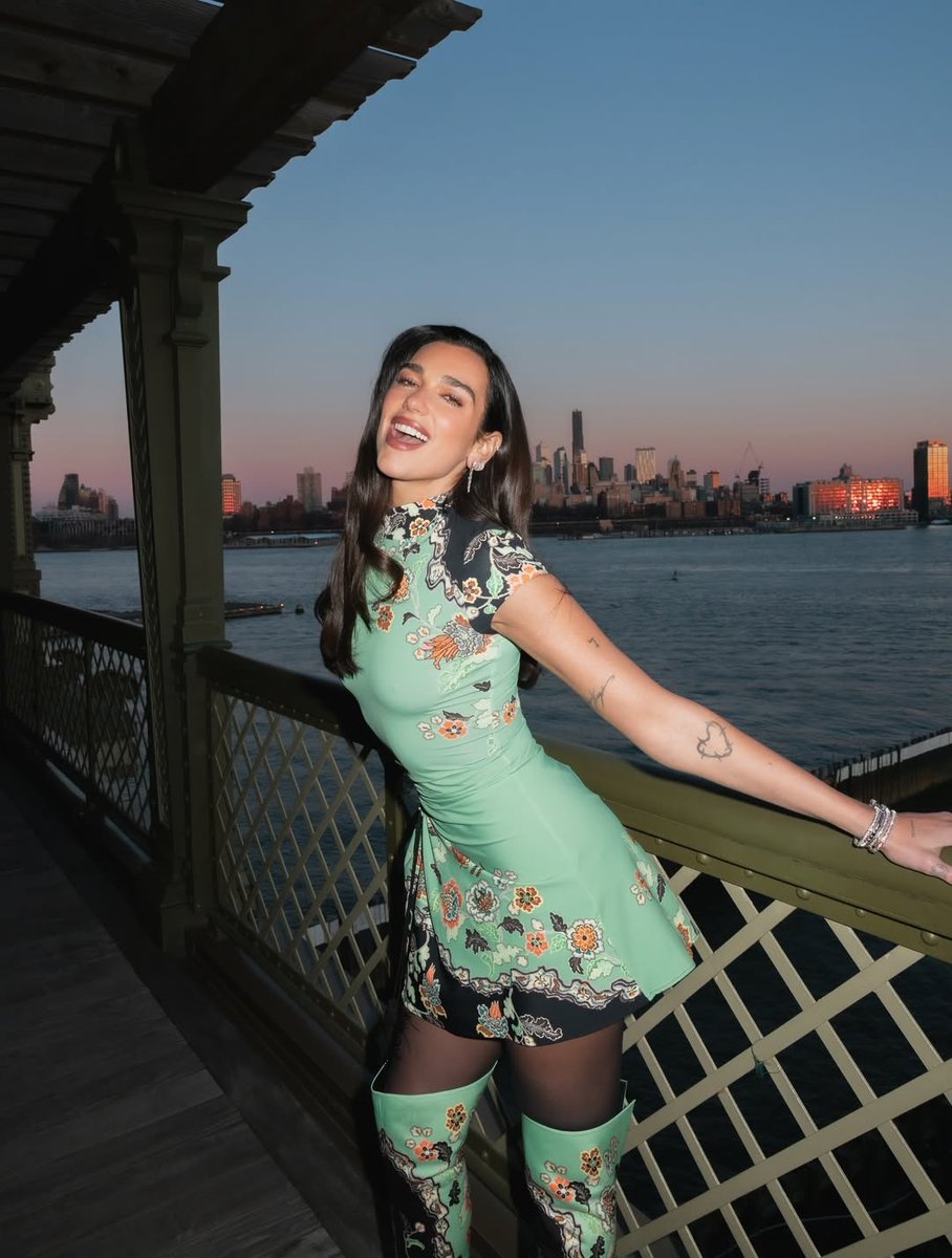 JumpTrailers tweet media