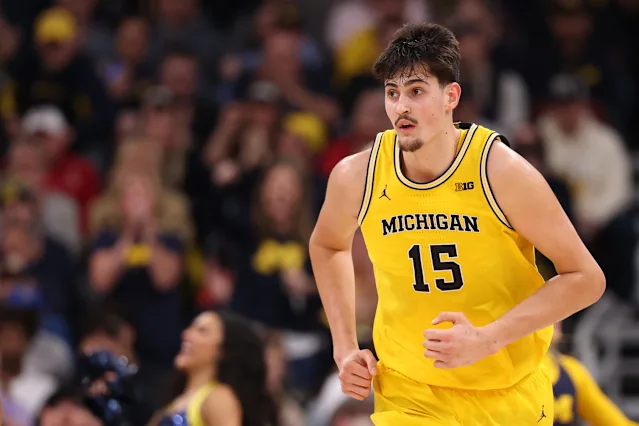 No Ceilings tweet media