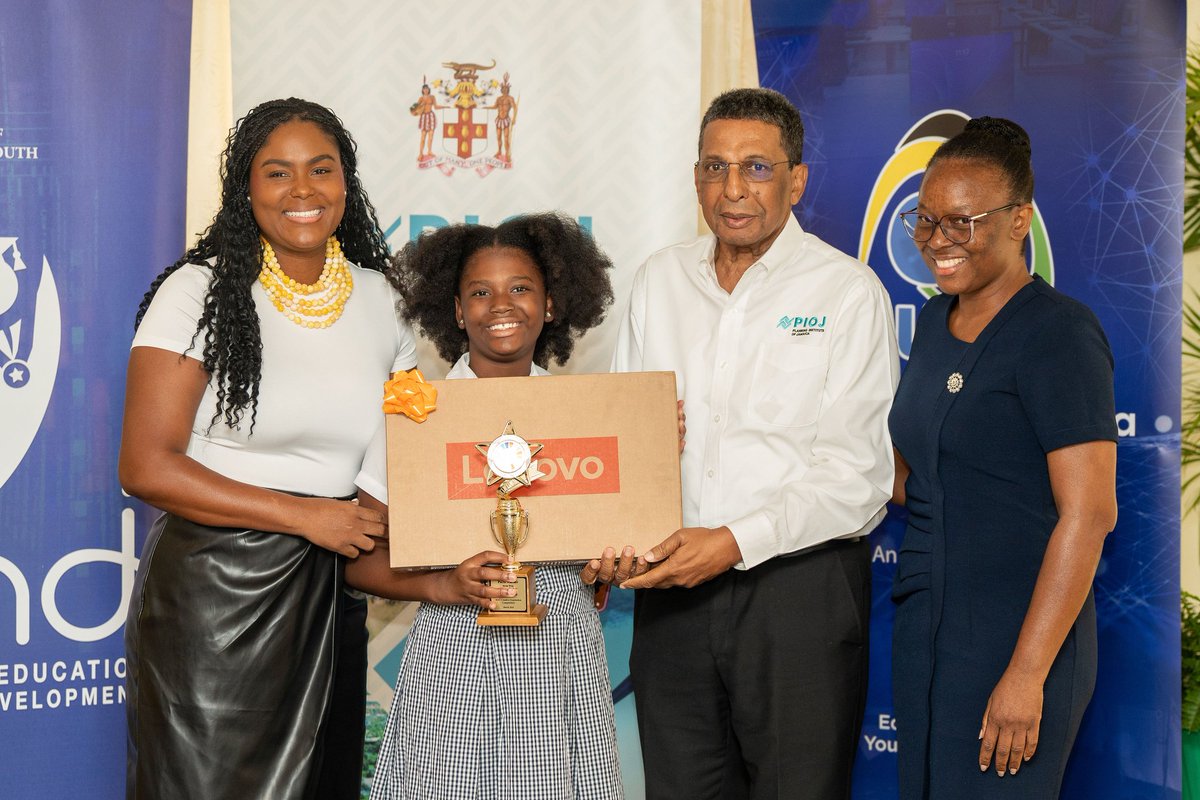 elearningja's tweet photo. Students were grouped into 3 age group categories and competed in 2 main tracks: 

Track 1: VNR Cover Design Challenge 
Track 2: Jamaica Vision 2030 Stories

#eLearningJa #eLearningjamaica #pioj #SDGGoals 

(3/4) https://t.co/Udi7SAla7L