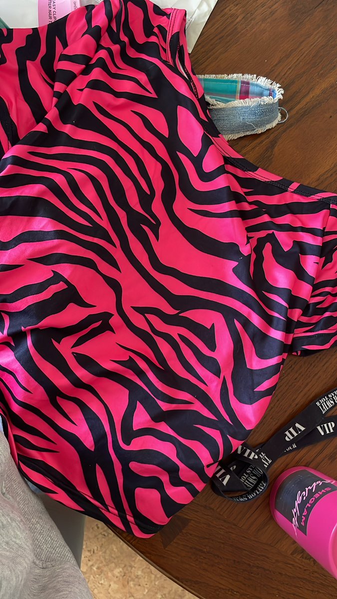 MICHAELA ✨ HM20 premiere tweet media