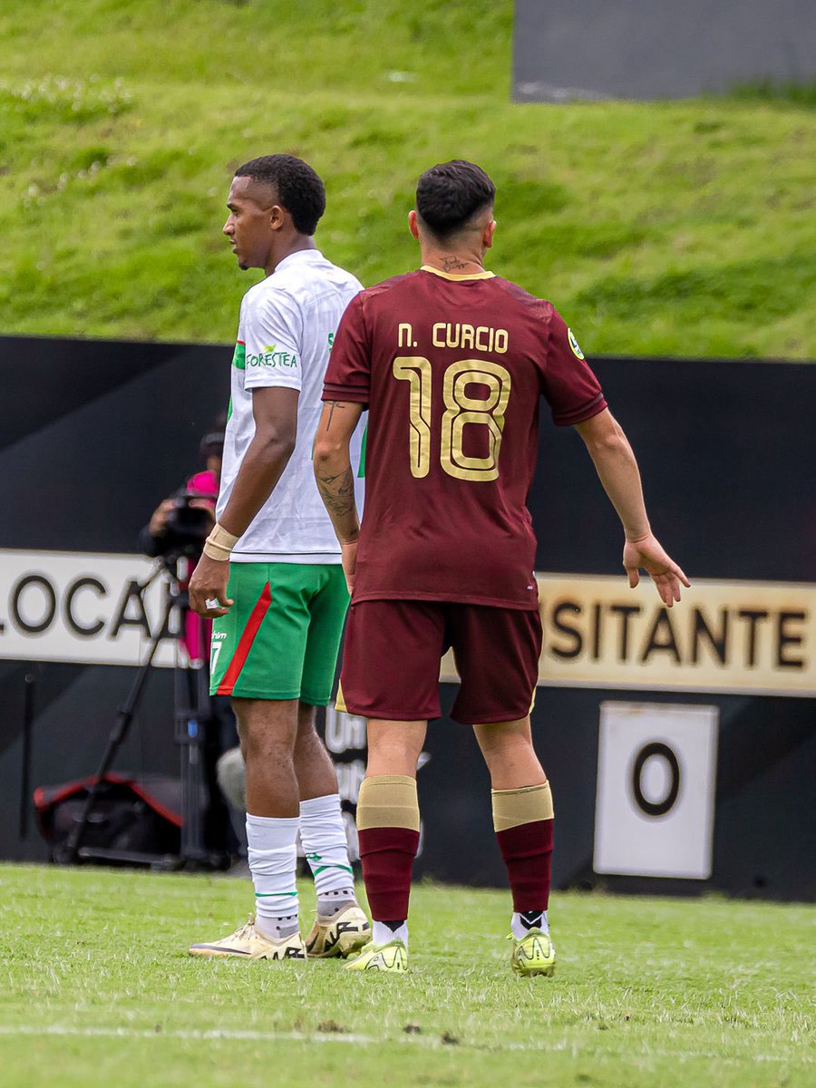 NahueCurcio's tweet photo. Feliz de volver a gritar un gol ! Vino tinto 2026❤️⚽️ https://t.co/pxaVGyXUHM
