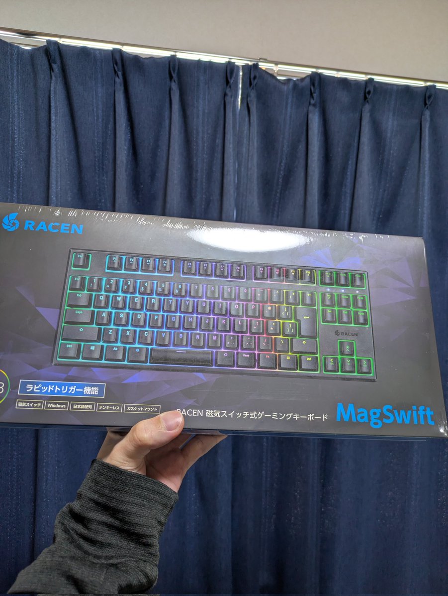 榊　さかぴん tweet media