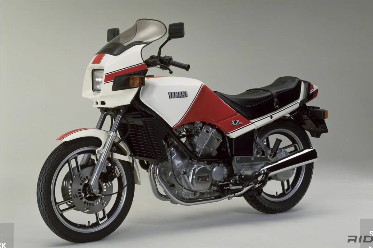 Accela@バイク記事紹介 в X: „'82 ヤマハ「XZ400」 水冷8バルブで70°の