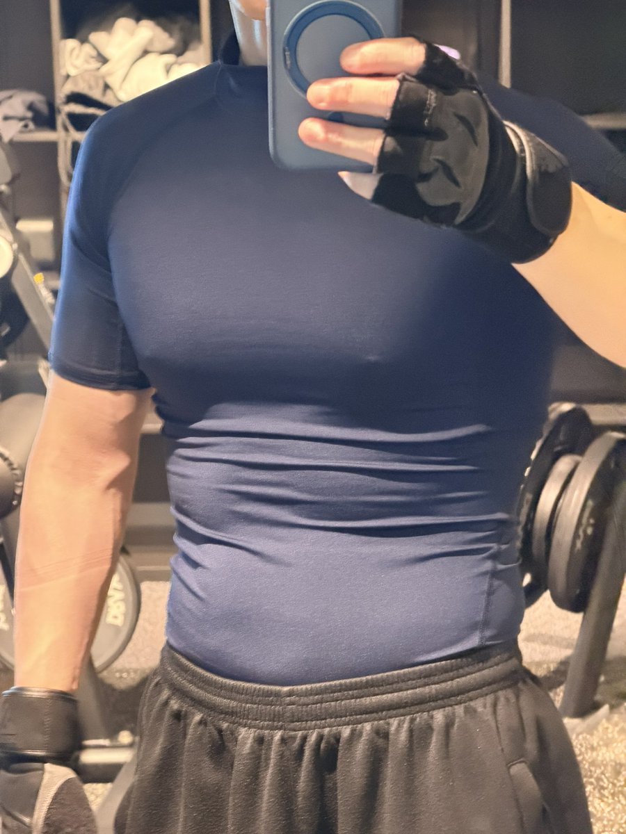 ゆうすけ tweet media