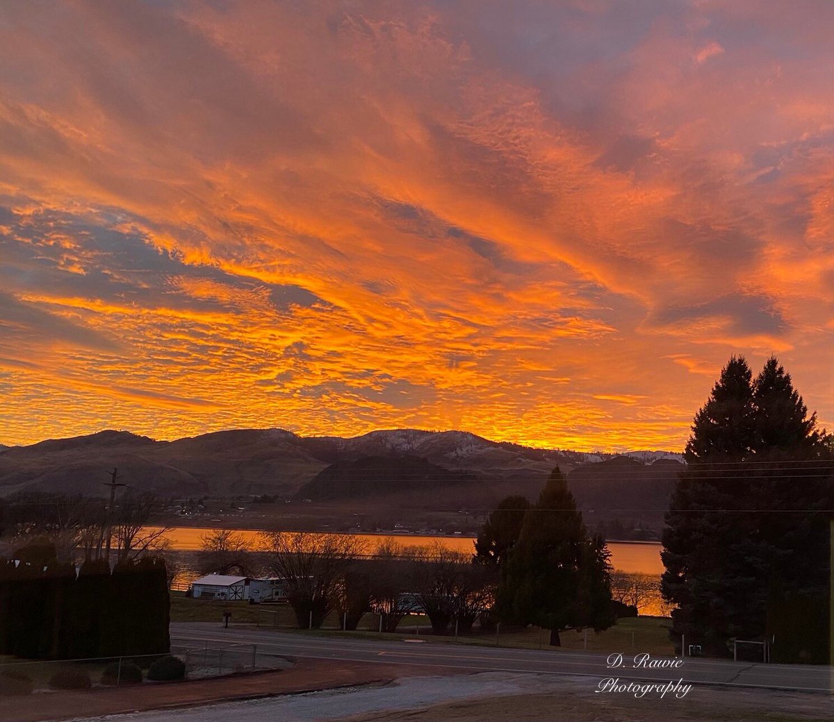 Darren Rawie tweet media