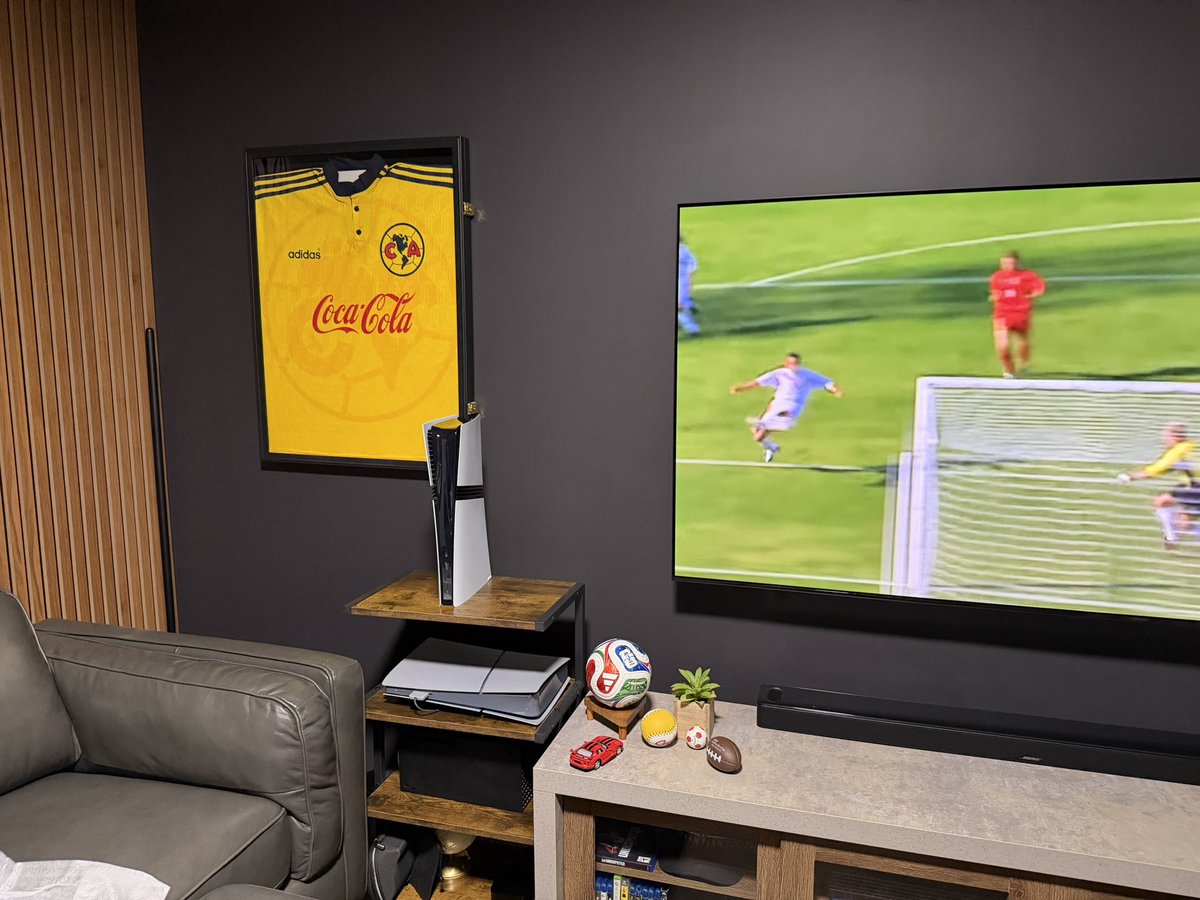 Roberchenko tweet media