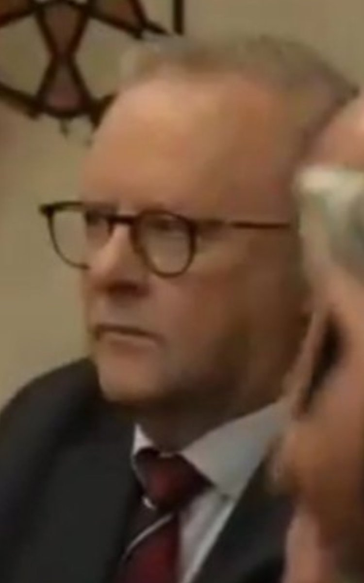 PROFESSOR RODGERS SPEAKS FOR THE HARD WORKING AUST tweet media