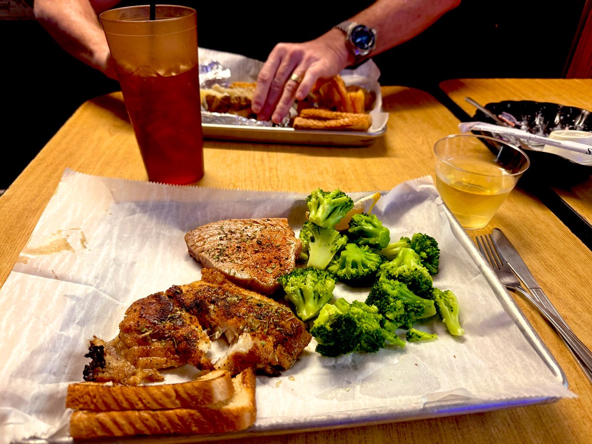 Sarah Jones tweet media