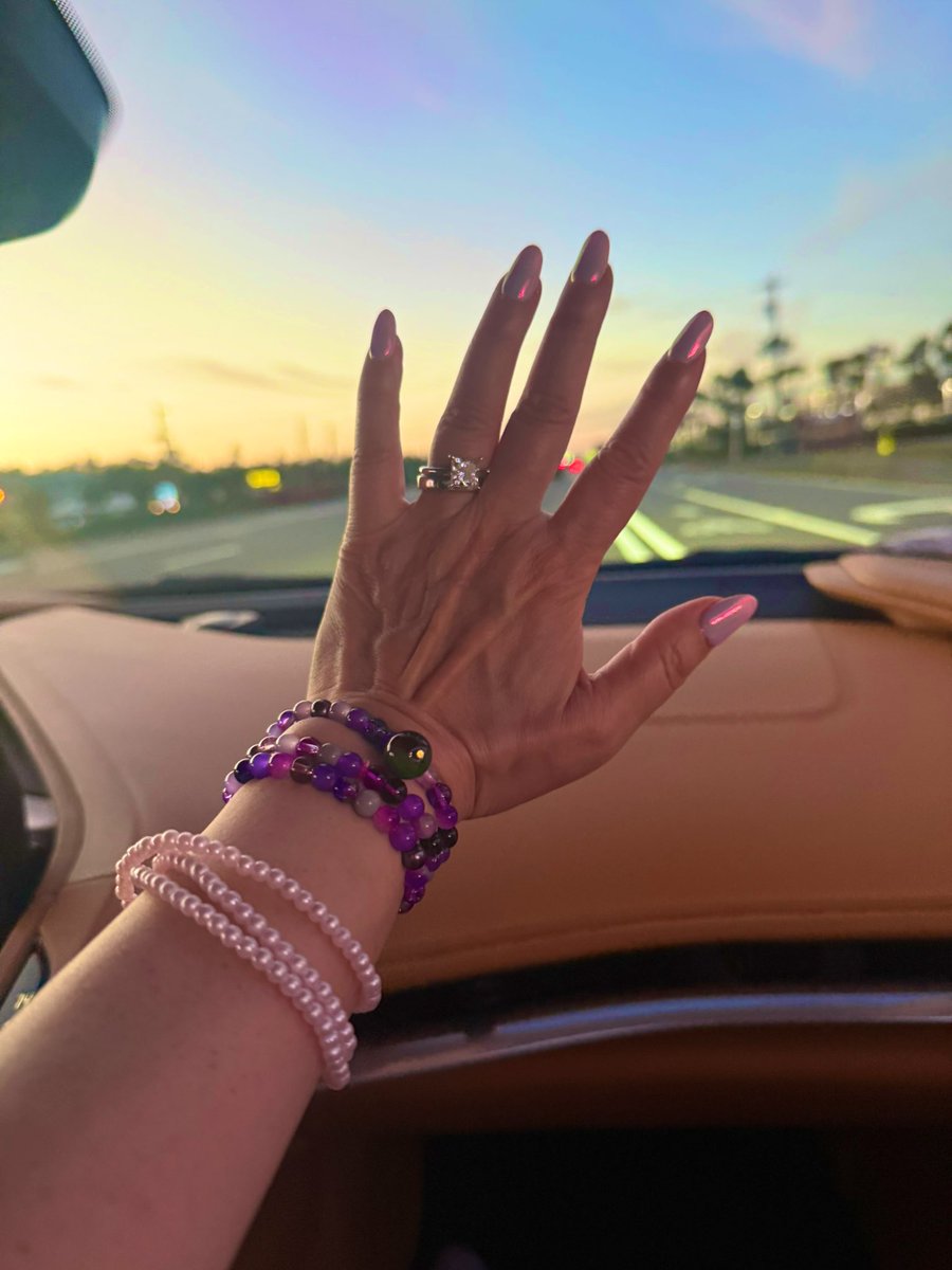 Sarah Jones tweet media