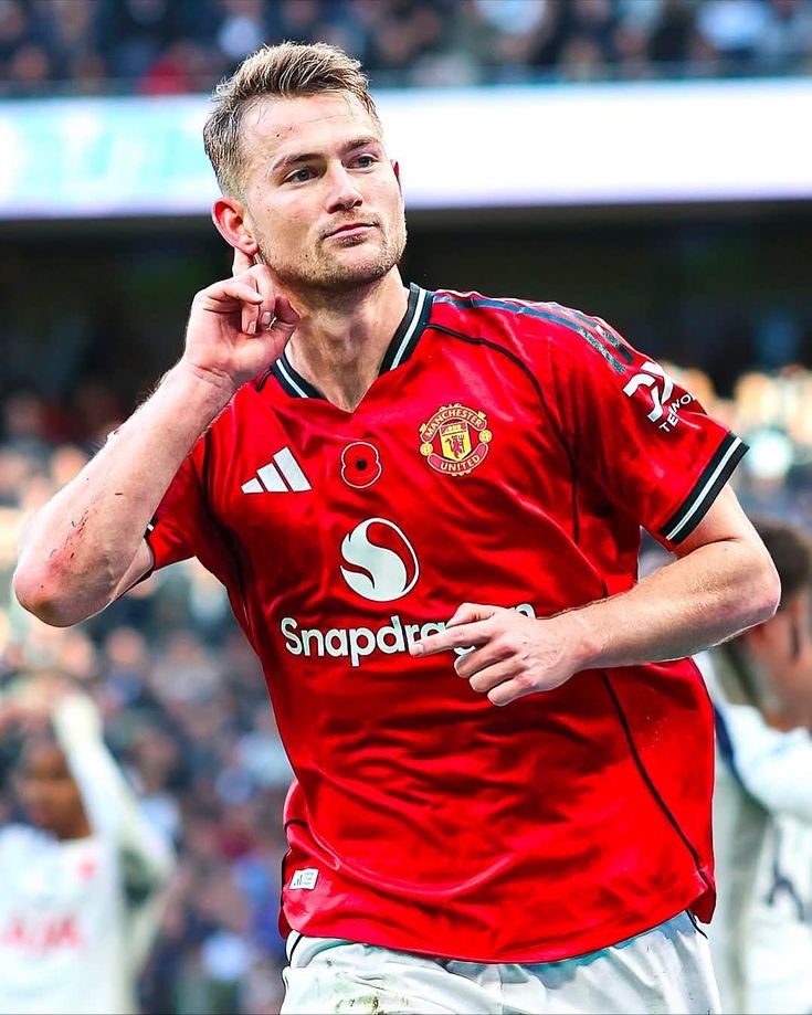 SportsDeeva tweet media