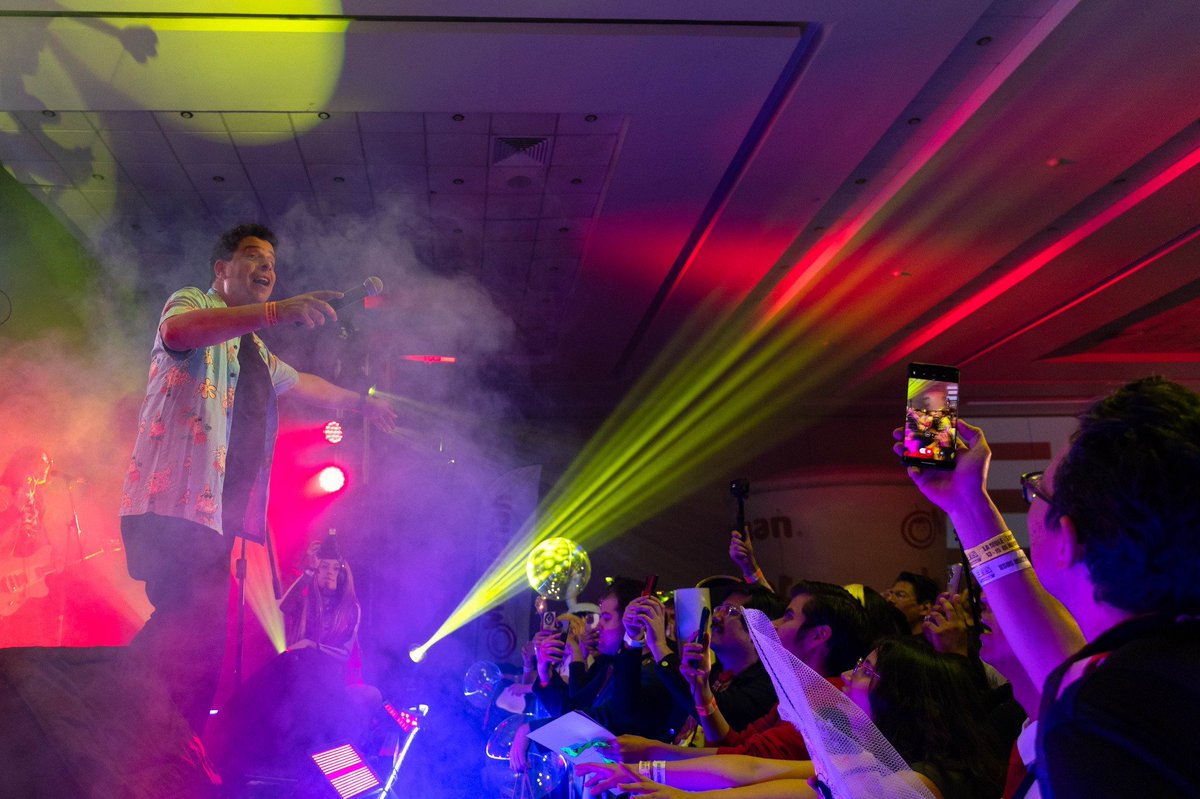 La Mole Convention tweet media