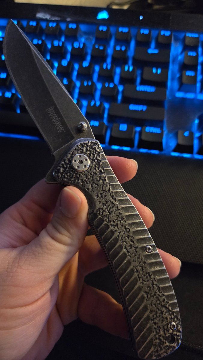 UNBOUNDCONMAN tweet media