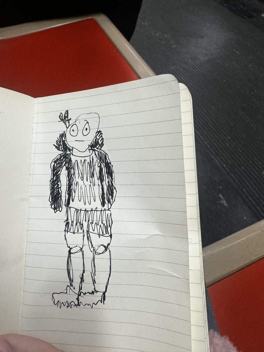 zachFlorist's tweet photo. Saw a dude today in a parka and hoochie daddy shorts looked like this https://t.co/08SXEMVEc8