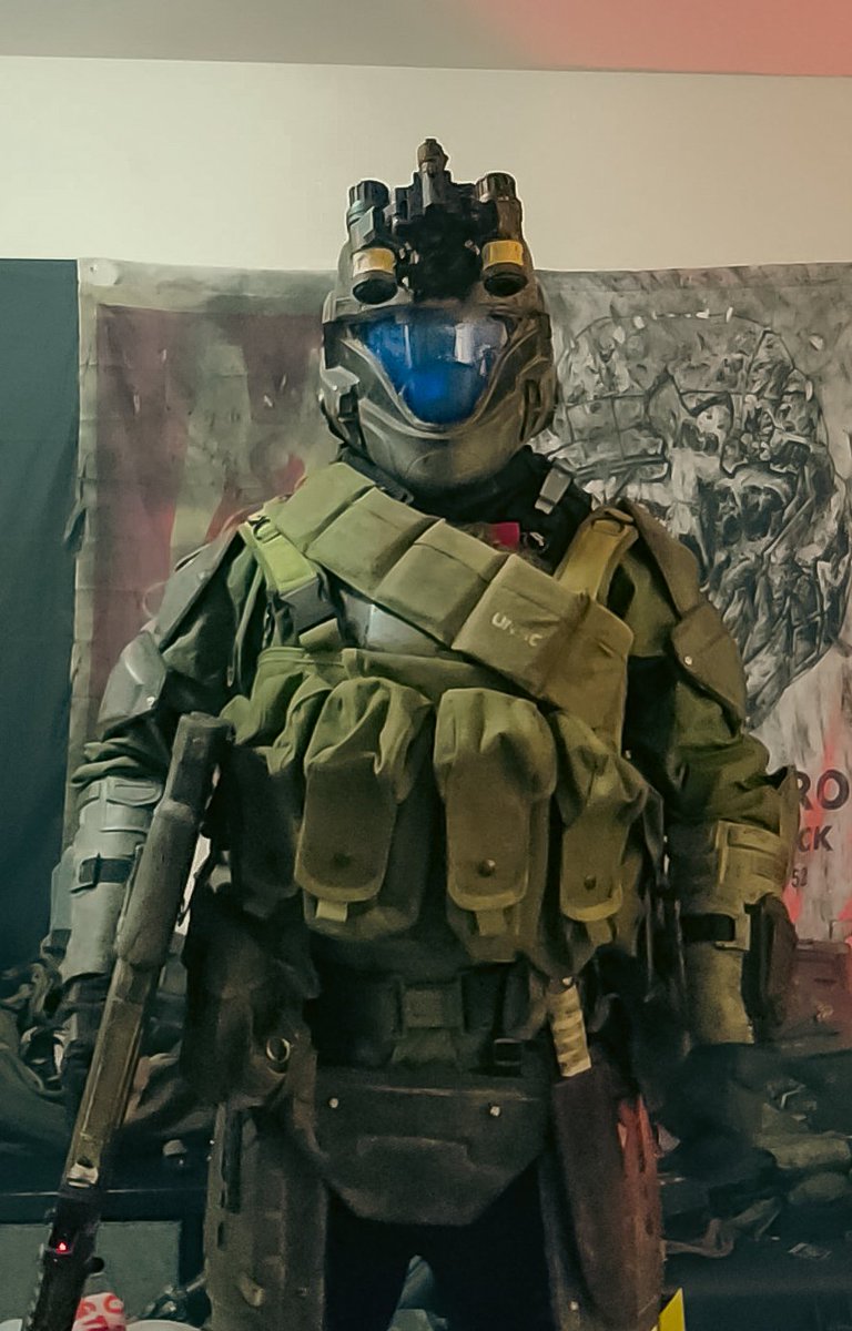 Mooreshots| November Black tweet media