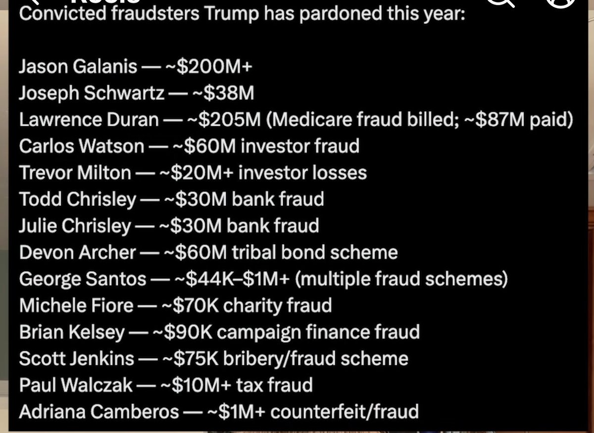 Mrs.Smith tweet media