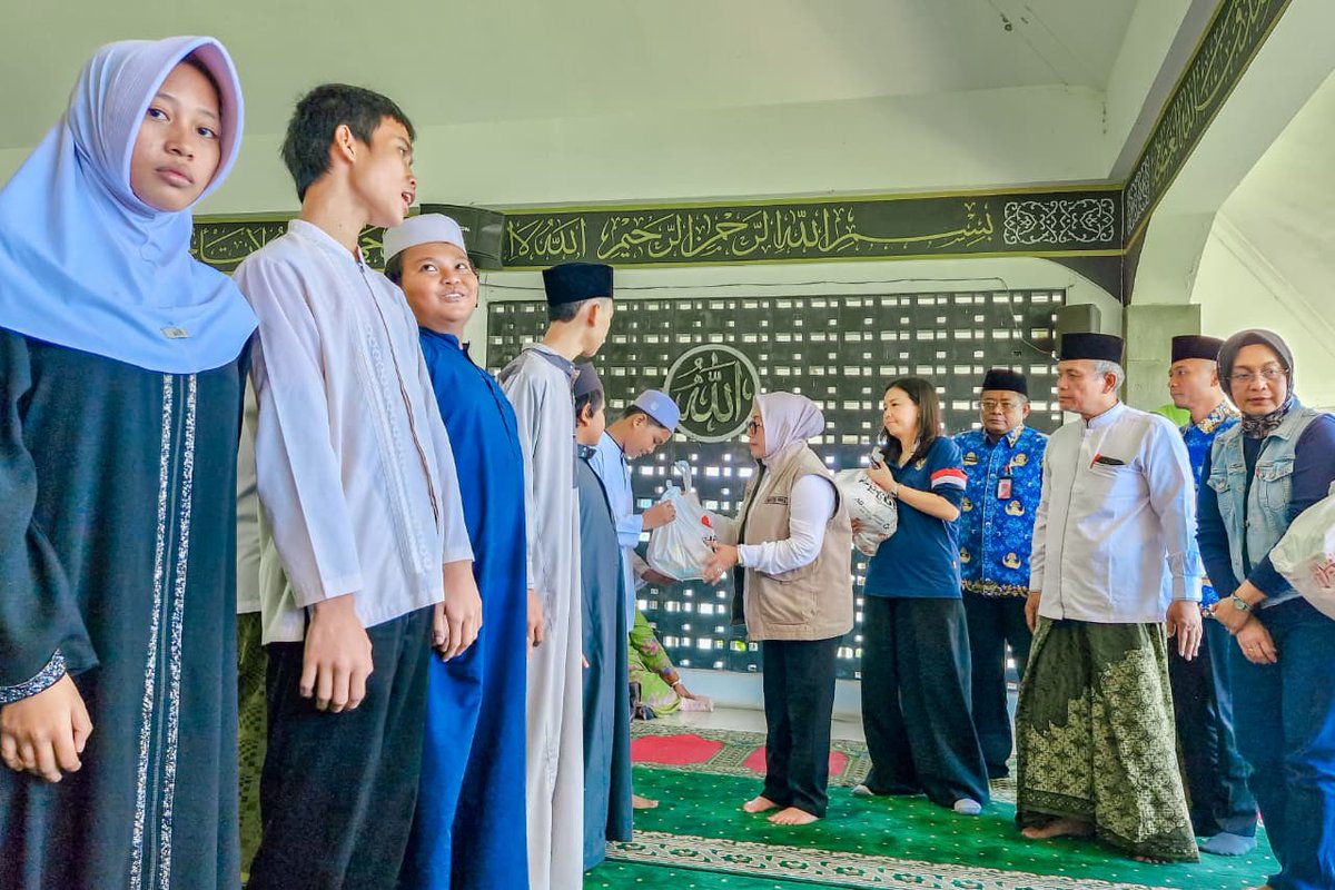 Artha Graha Peduli tweet media