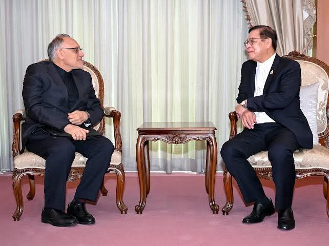 Khaosod English tweet media