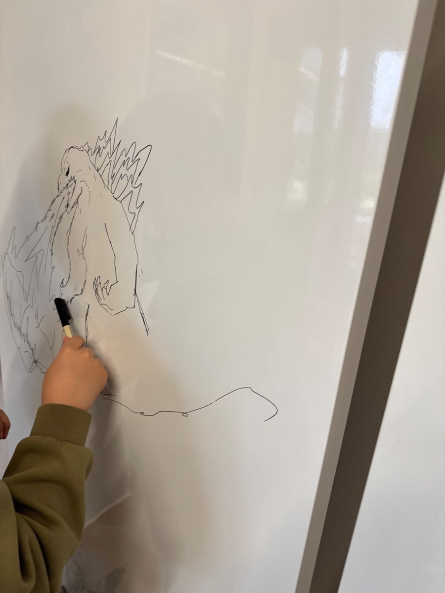 a03🌗痩せろ tweet media