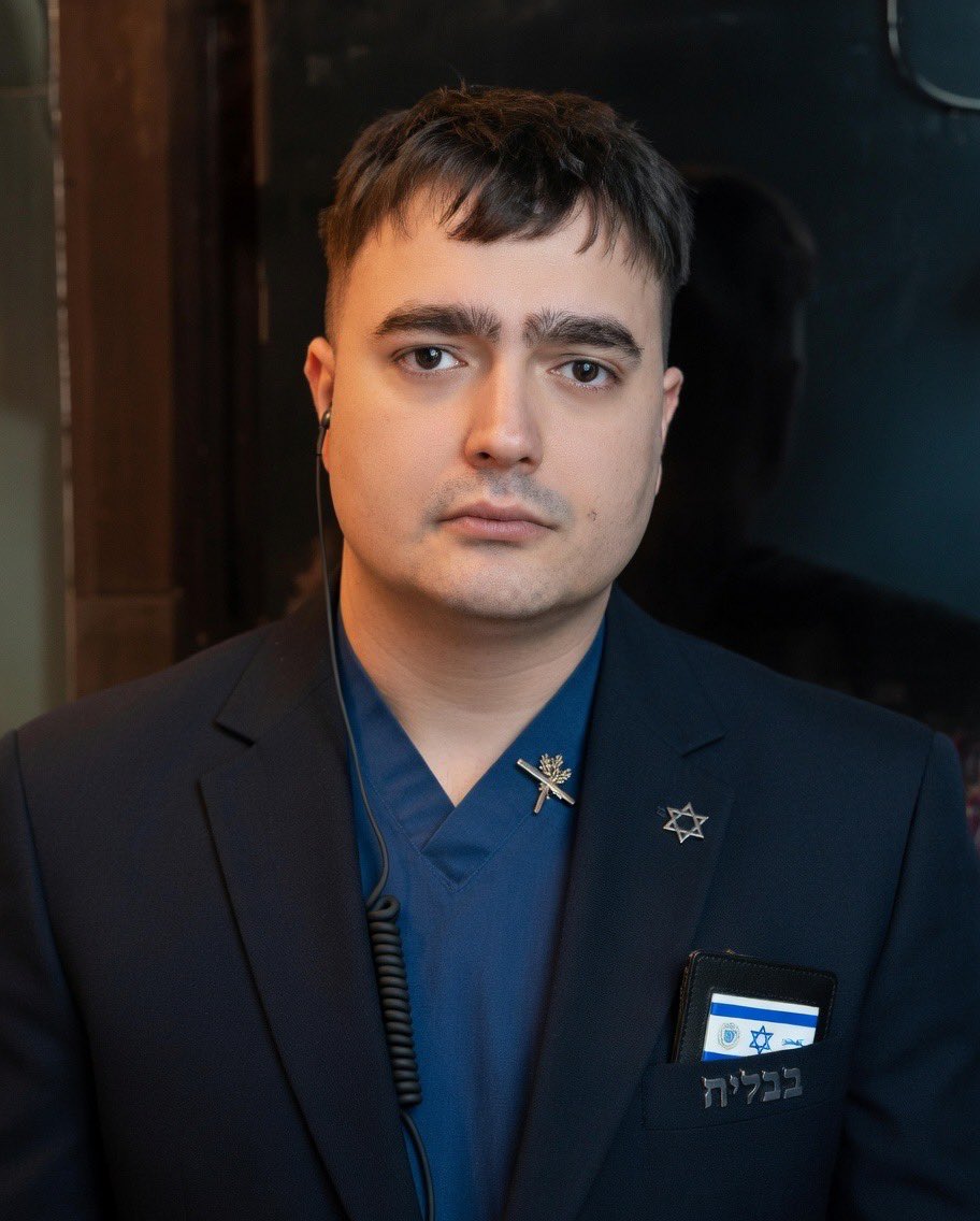 John Strawberry tweet media