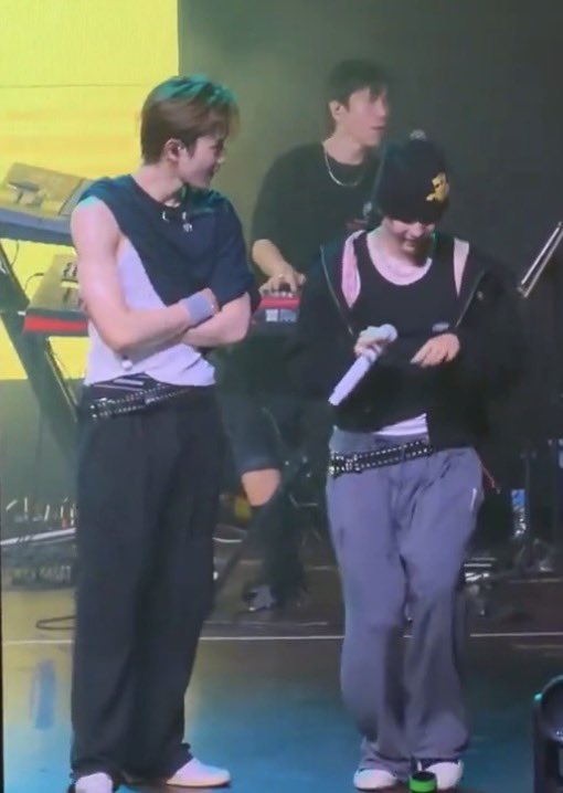 น้าหมวด tweet media