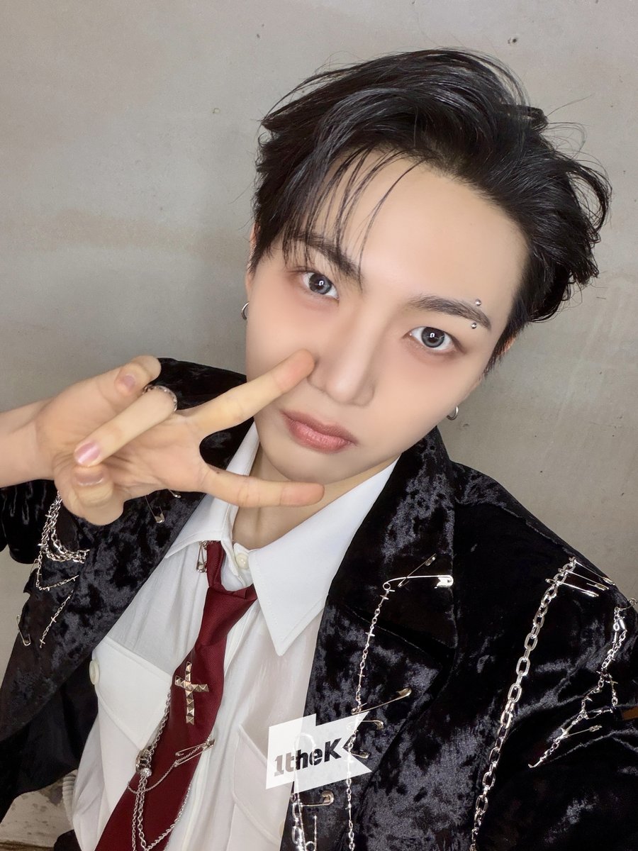 1theK(원더케이) tweet media