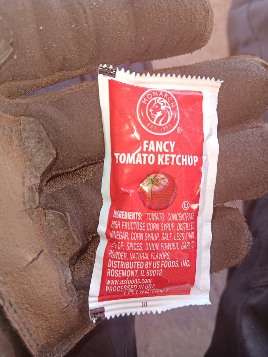 Voided_Contact tweet media